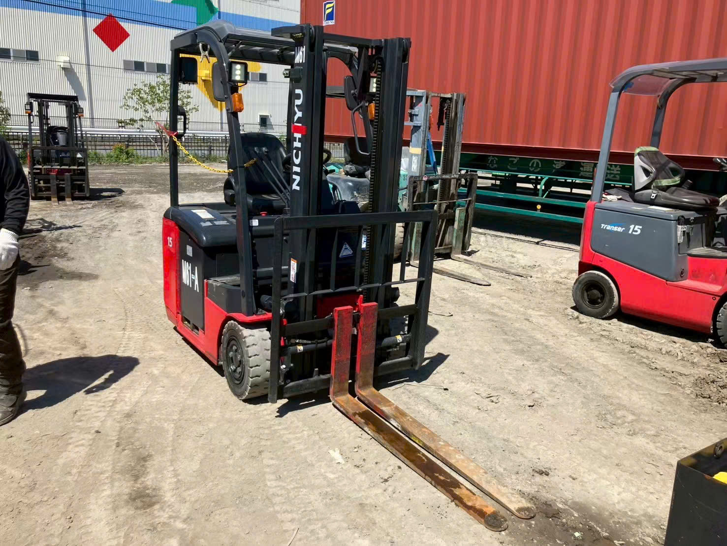 z6609963248143_8d21b572ce9eed3492e30676bee6c2aa