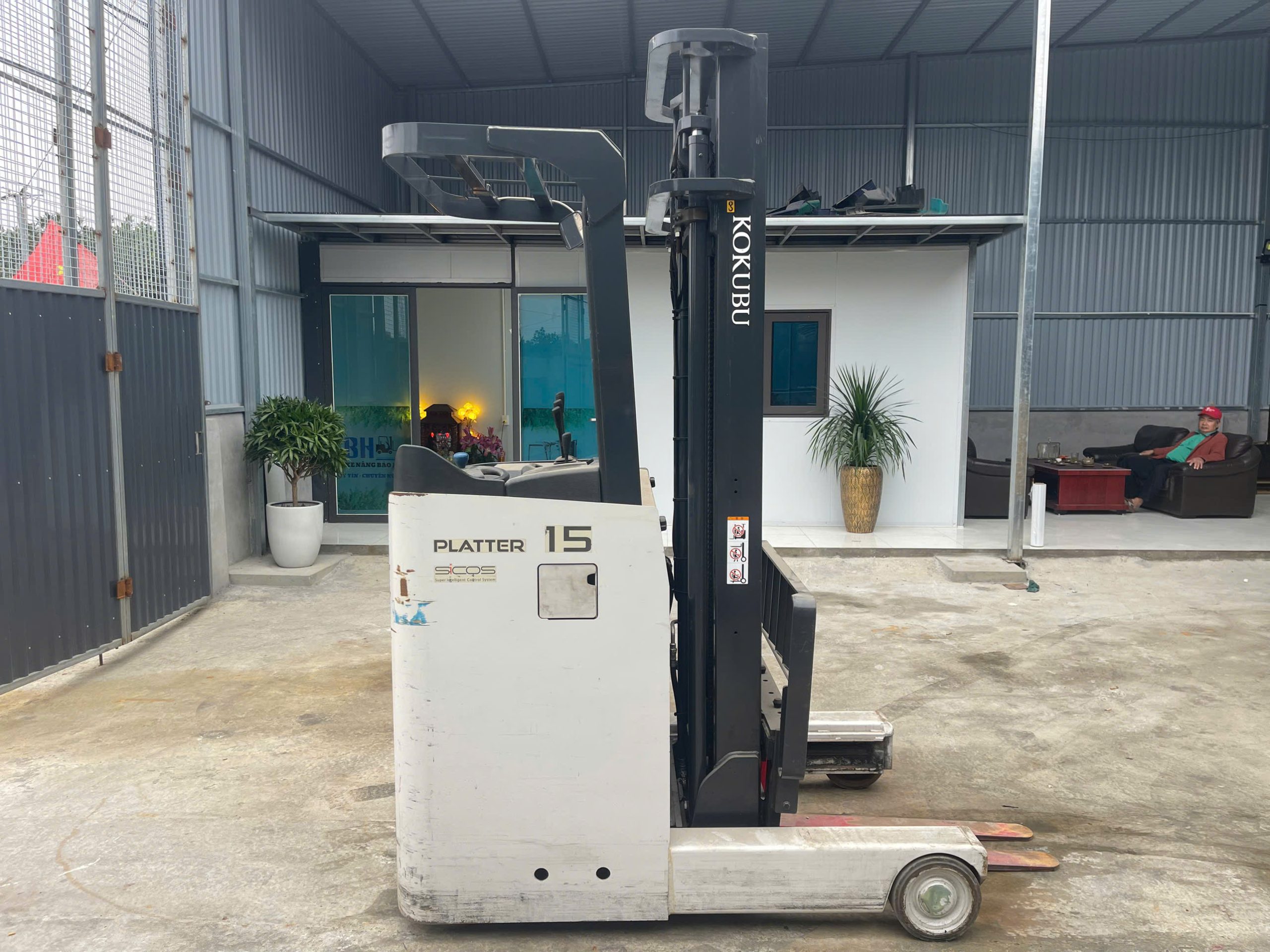 z7389529784658_cd0ac874ac323f6b52bbaefb04620396